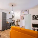 Centro Proprio Dietro L'angolo Apartment