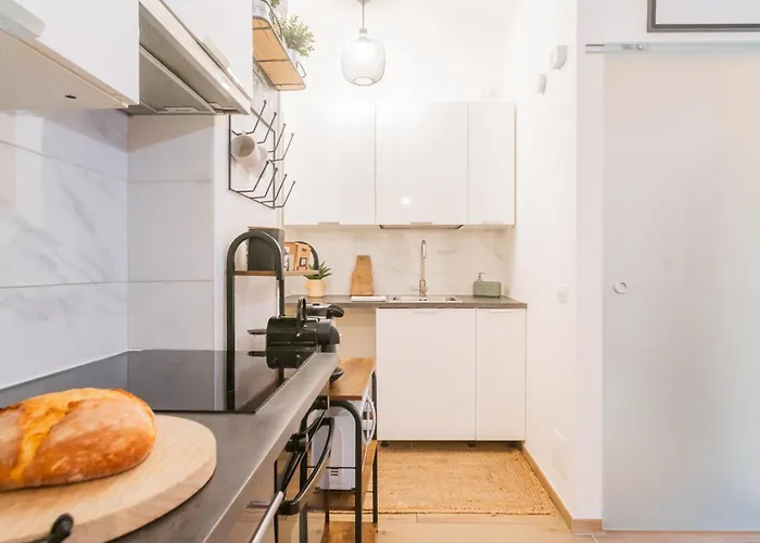 Centro Proprio Dietro L'angolo Daire Como