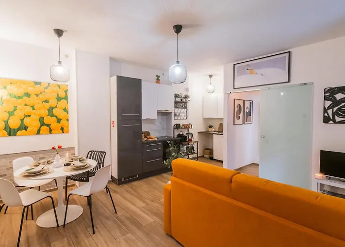 Centro Proprio Dietro L'angolo Daire *